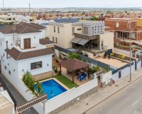 Venta - Chalet - Los Montesinos - La Herrada