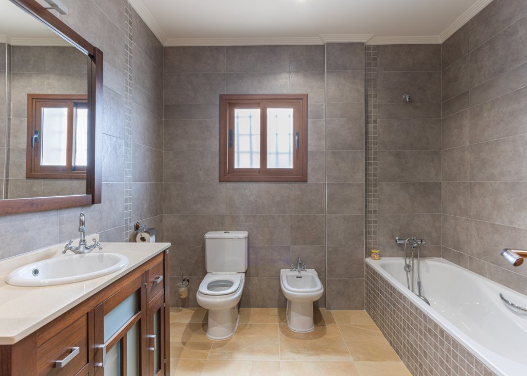 Venta - Chalet - Los Montesinos - La Herrada