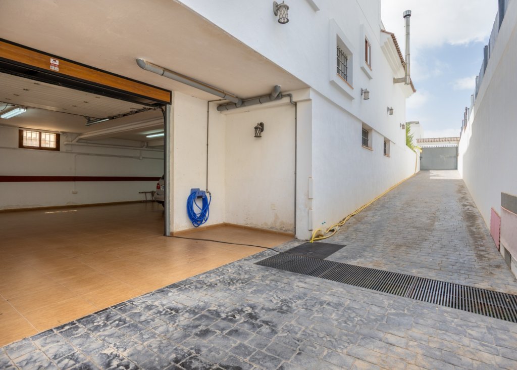 Venta - Chalet - Los Montesinos - La Herrada