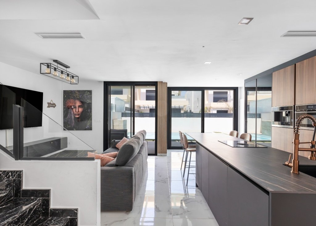 Venta - Chalet - Los Montesinos - La Herrada