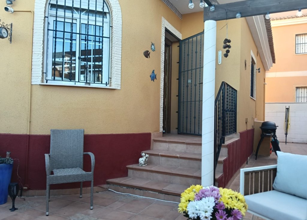 Venta - Chalet - Los Montesinos - La Herrada