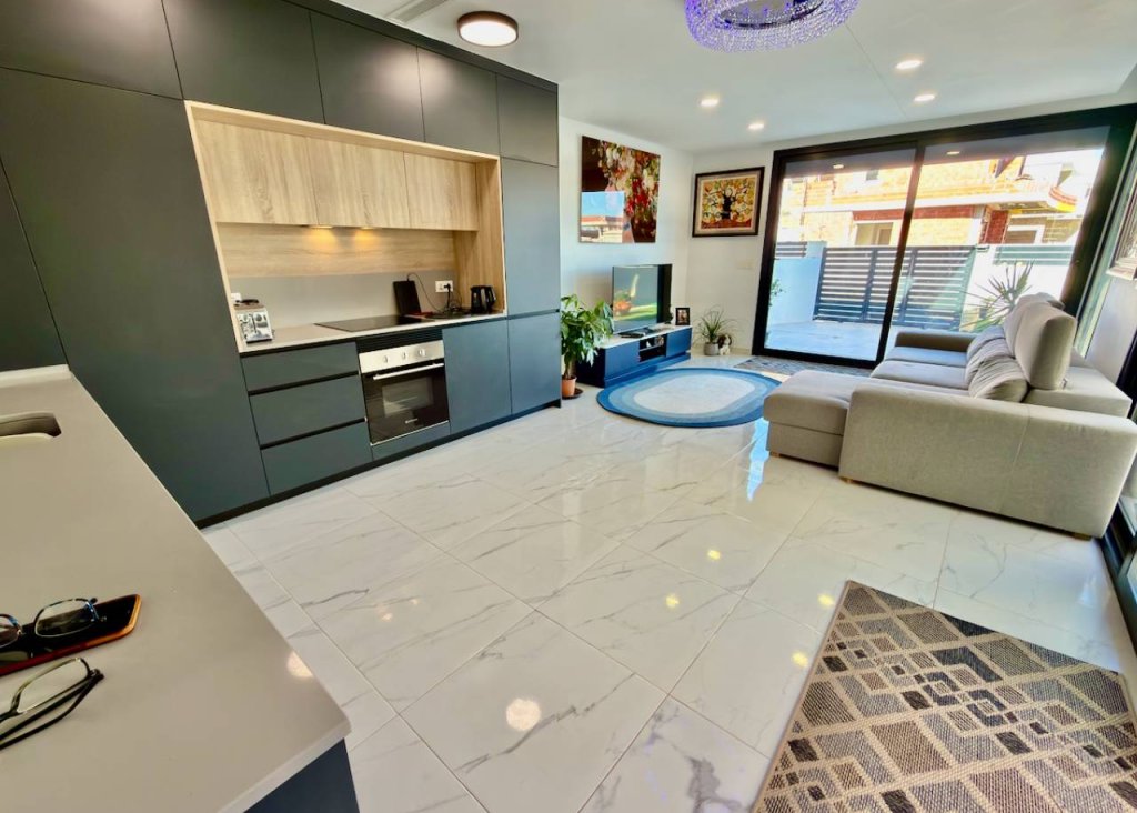 Venta - Chalet - Los Montesinos - La Herrada