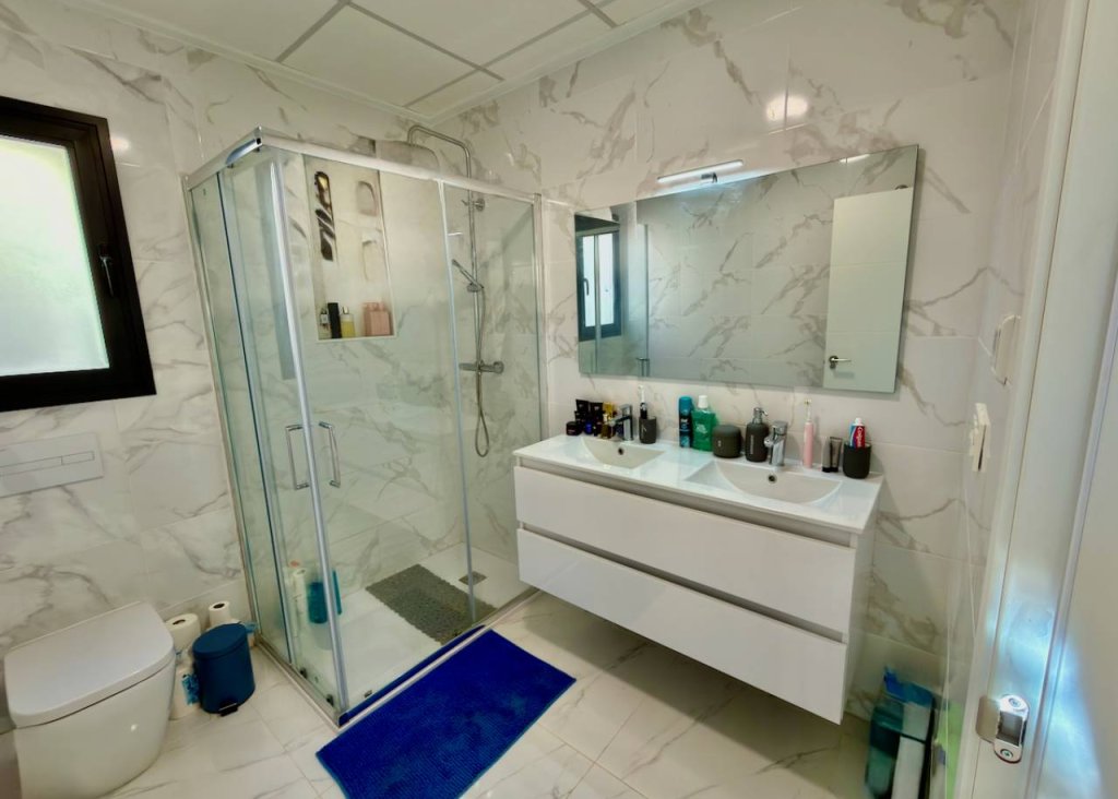 Venta - Chalet - Los Montesinos - La Herrada