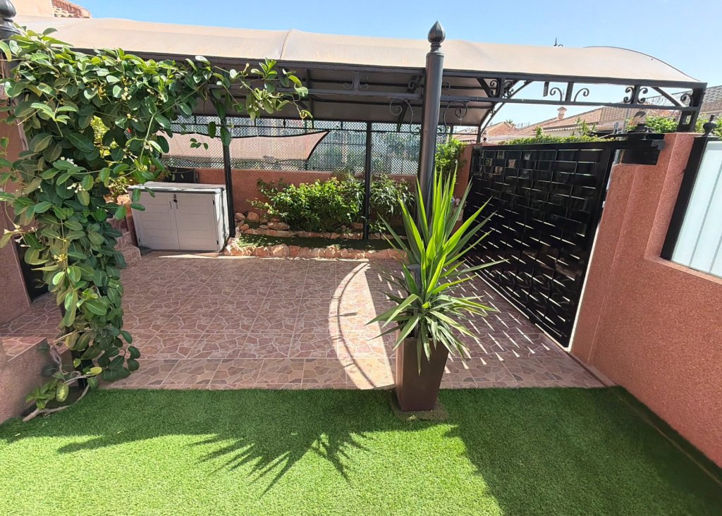 Venta - Chalet - Los Montesinos - La Herrada