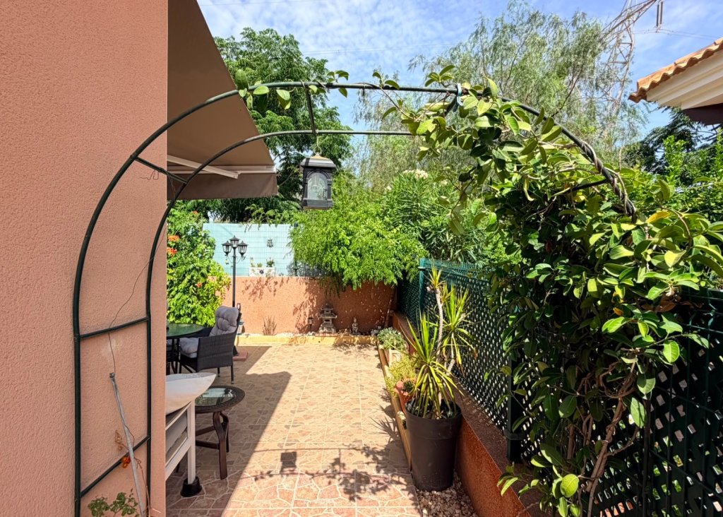 Venta - Chalet - Los Montesinos - La Herrada