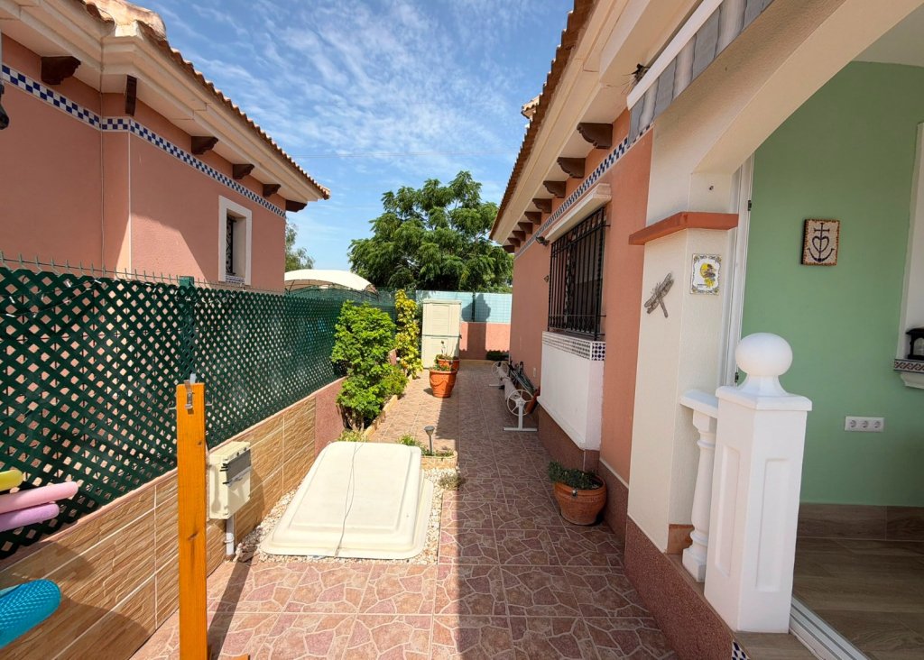 Venta - Chalet - Los Montesinos - La Herrada