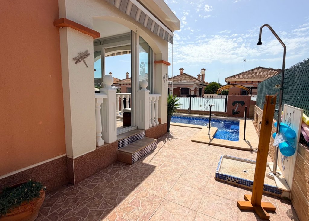 Venta - Chalet - Los Montesinos - La Herrada