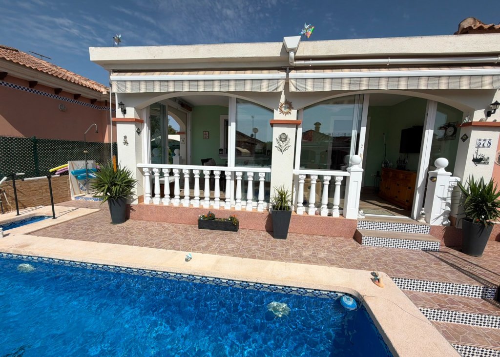 Venta - Chalet - Los Montesinos - La Herrada