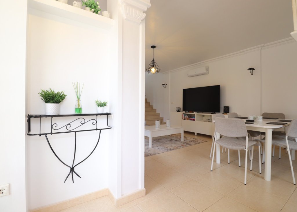 Venta - Chalet - Los Montesinos - La Herrada
