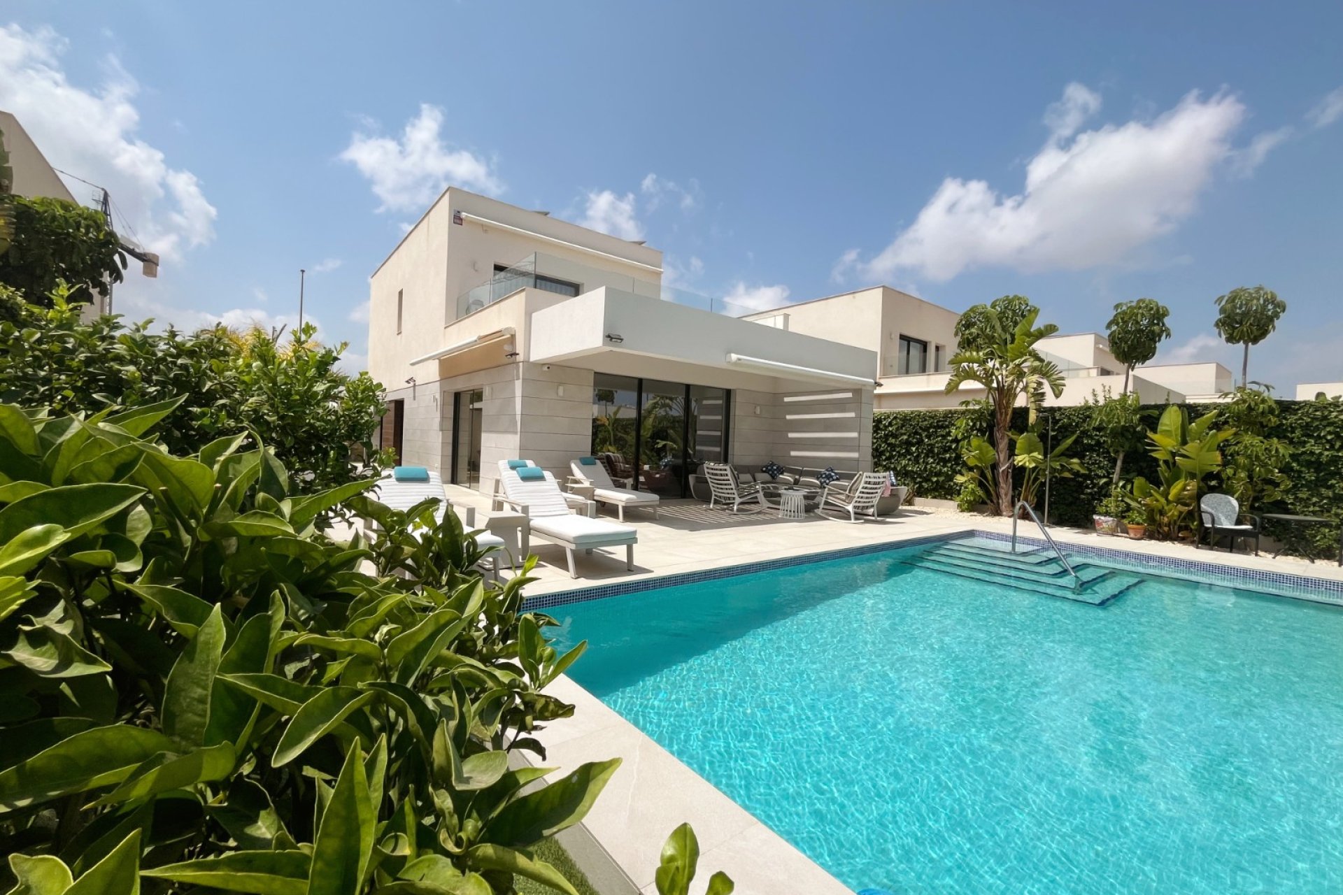 Venta - Chalet - Los Montesinos - La Herrada