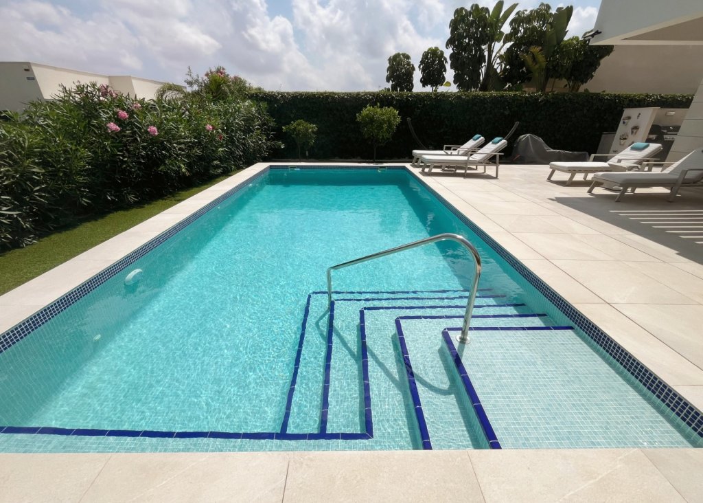 Venta - Chalet - Los Montesinos - La Herrada