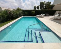 Venta - Chalet - Los Montesinos - La Herrada