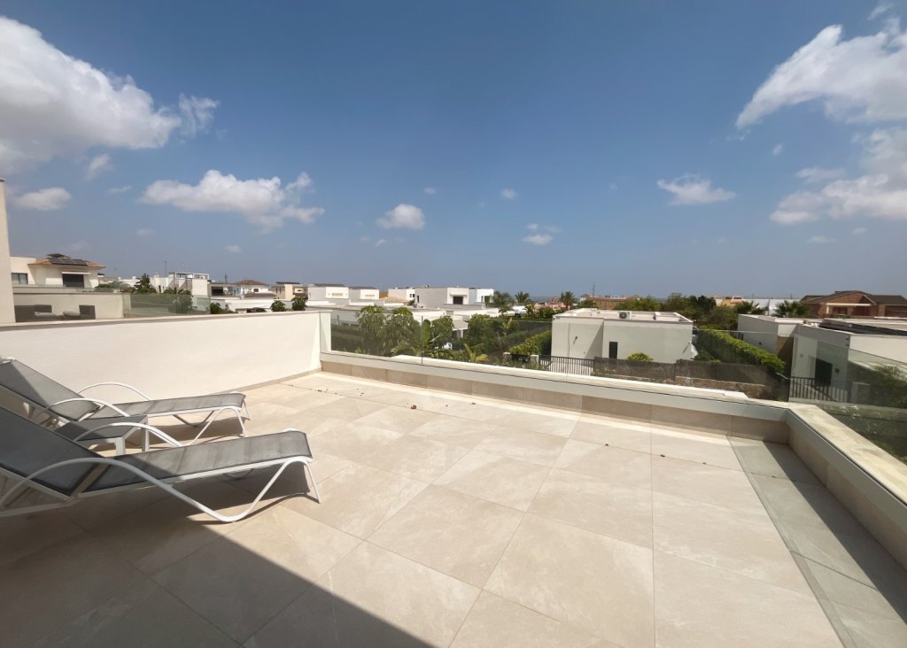 Venta - Chalet - Los Montesinos - La Herrada
