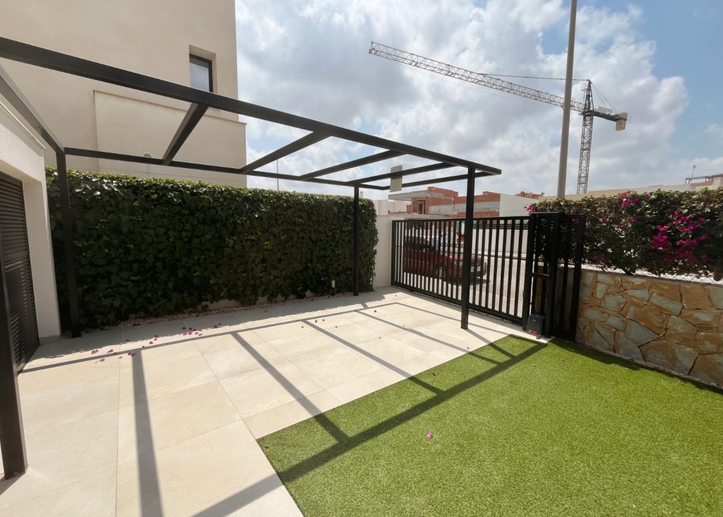 Venta - Chalet - Los Montesinos - La Herrada