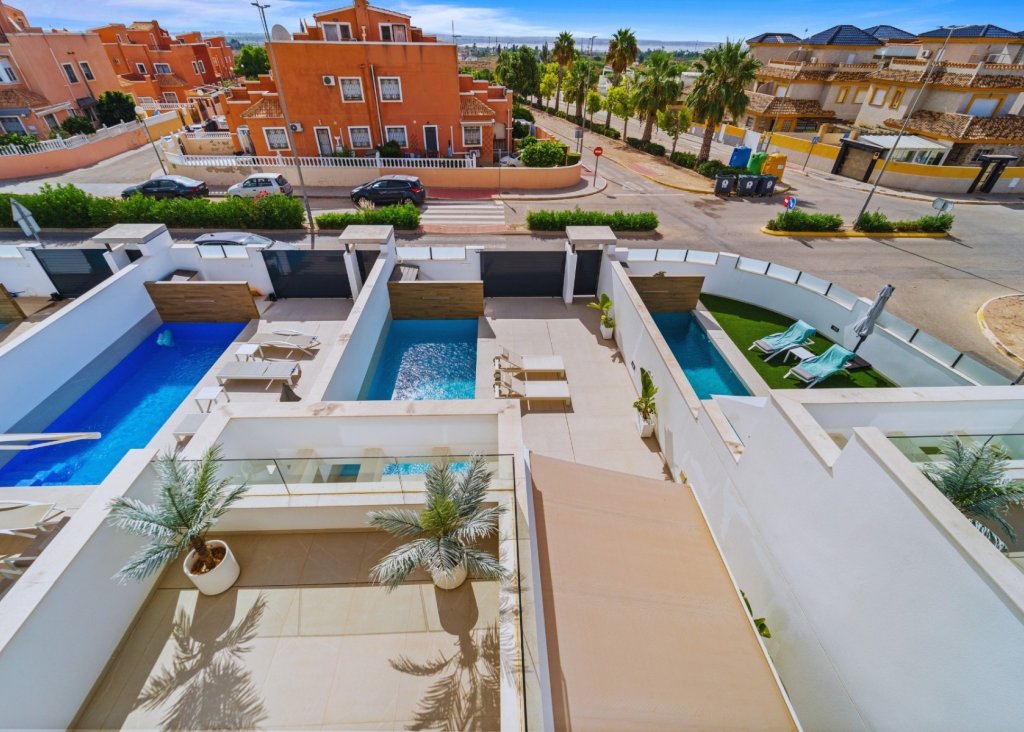 Venta - Chalet - Los Montesinos - La Herrada