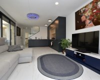 Venta - Chalet - Los Montesinos