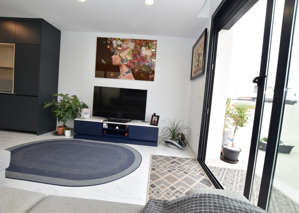 Venta - Chalet - Los Montesinos