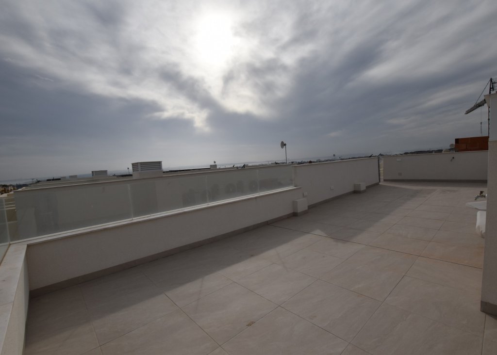 Venta - Chalet - Los Montesinos