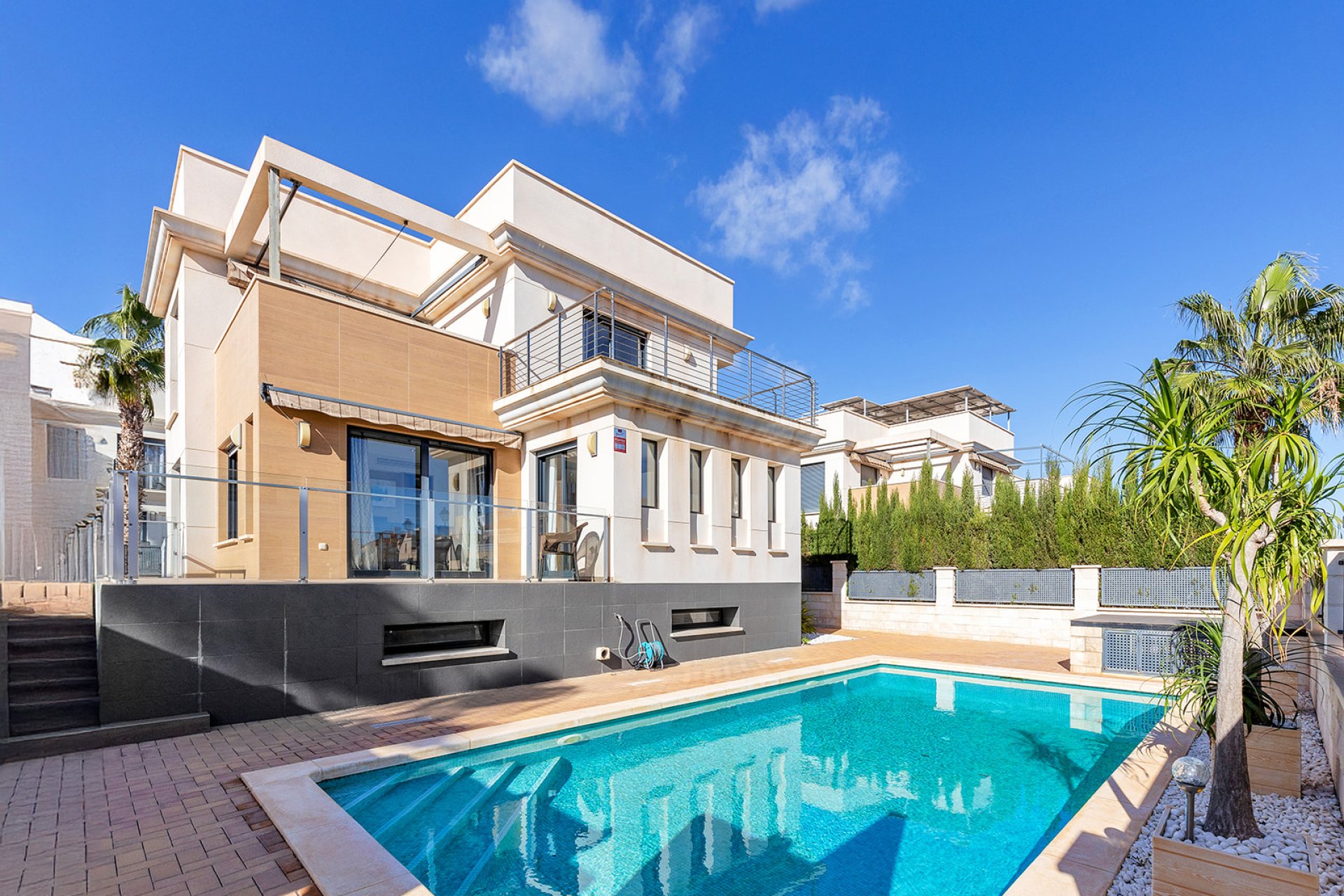 Venta - Chalet - Orihuela Costa - La Zenia