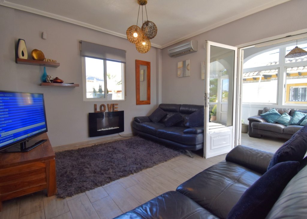 Venta - Chalet - Orihuela Costa - Playa Flamenca