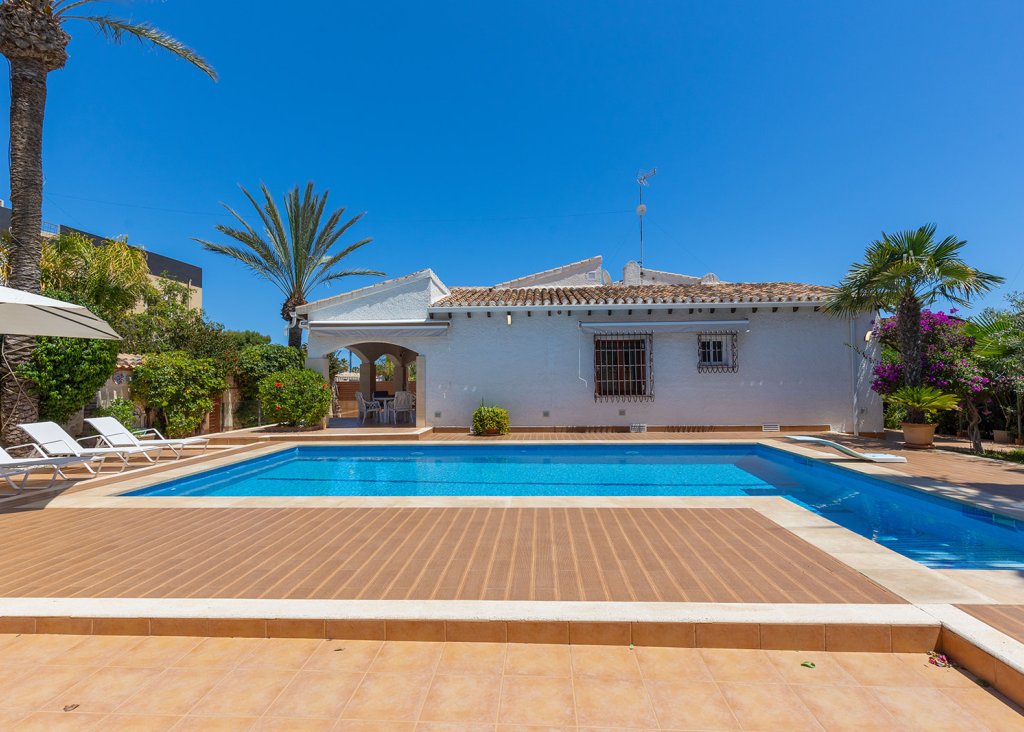 Venta - Chalet - Orihuela Costa - Punta Prima