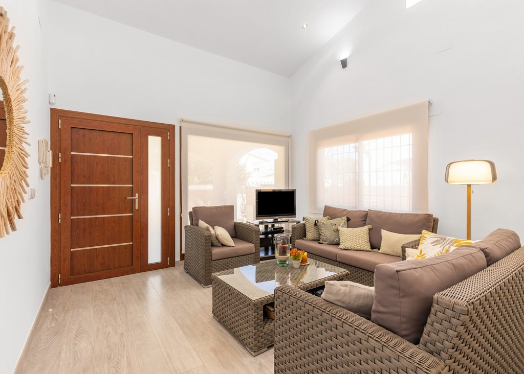 Venta - Chalet - Orihuela Costa - Punta Prima