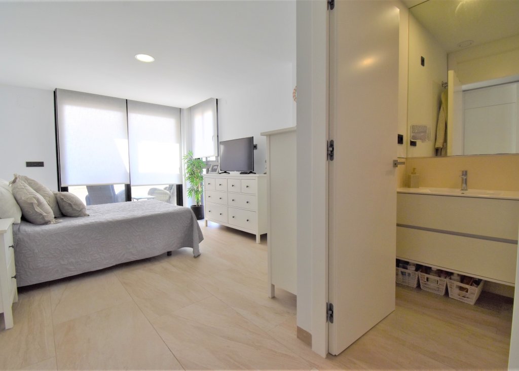 Venta - Chalet - Orihuela Costa - Villamartin