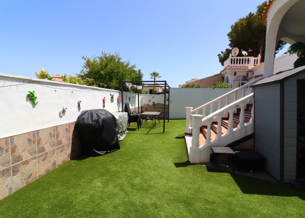 Venta - Chalet - Orihuela Costa - Villamartin