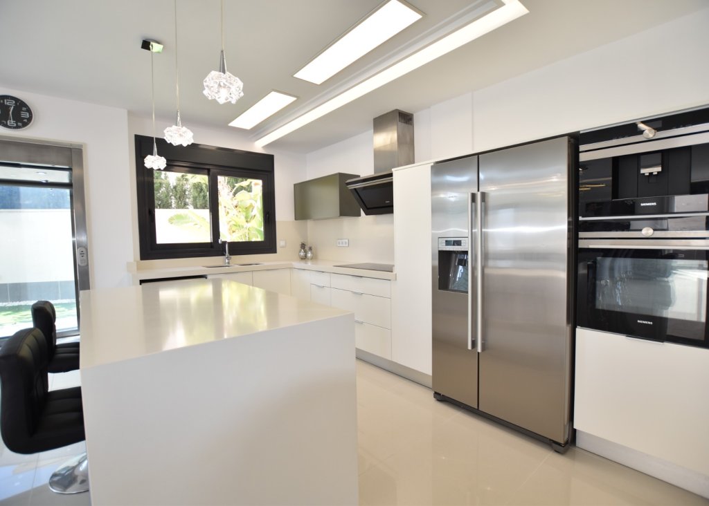 Venta - Chalet - San Miguel de Salinas