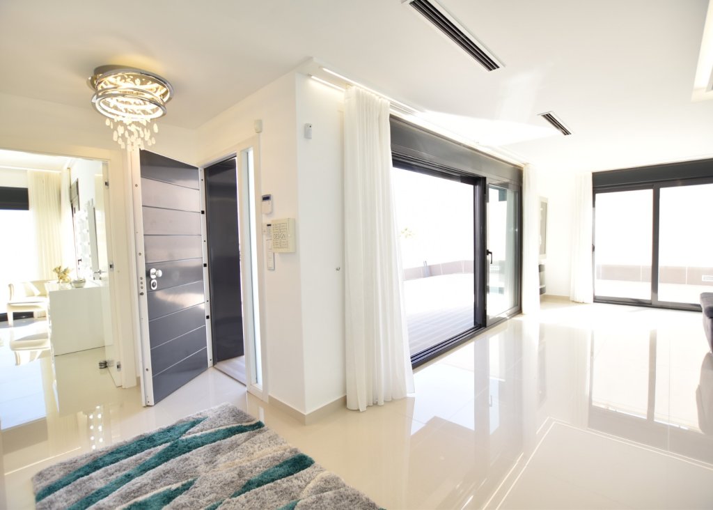 Venta - Chalet - San Miguel de Salinas