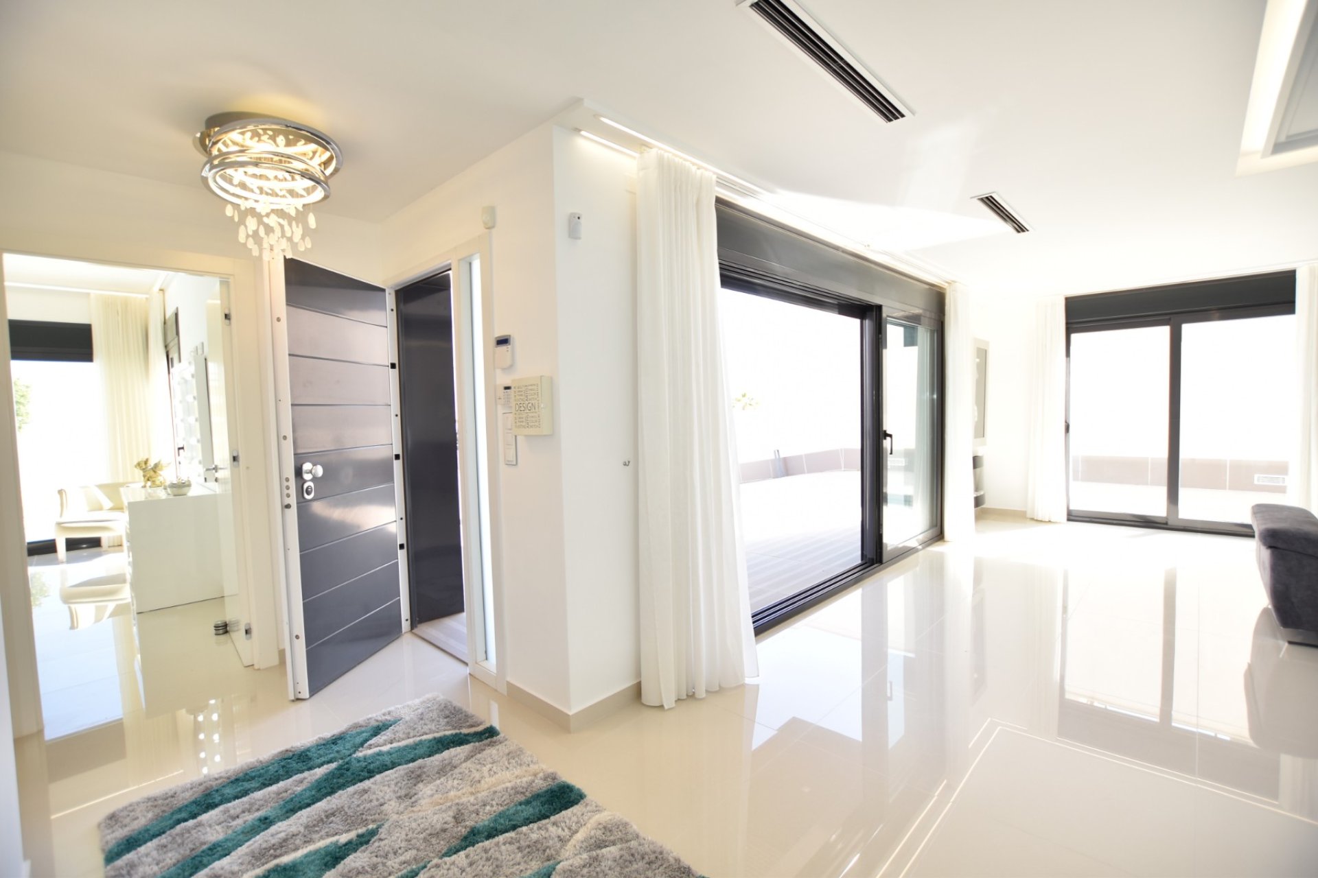 Venta - Chalet - San Miguel de Salinas