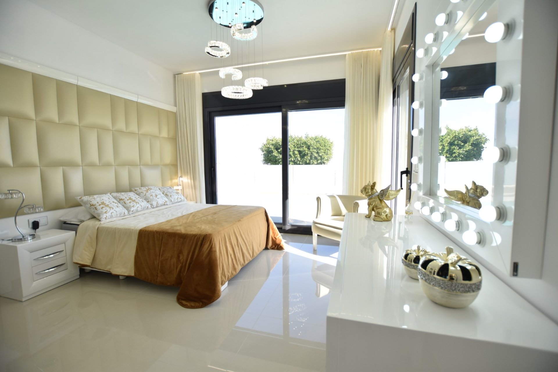 Venta - Chalet - San Miguel de Salinas