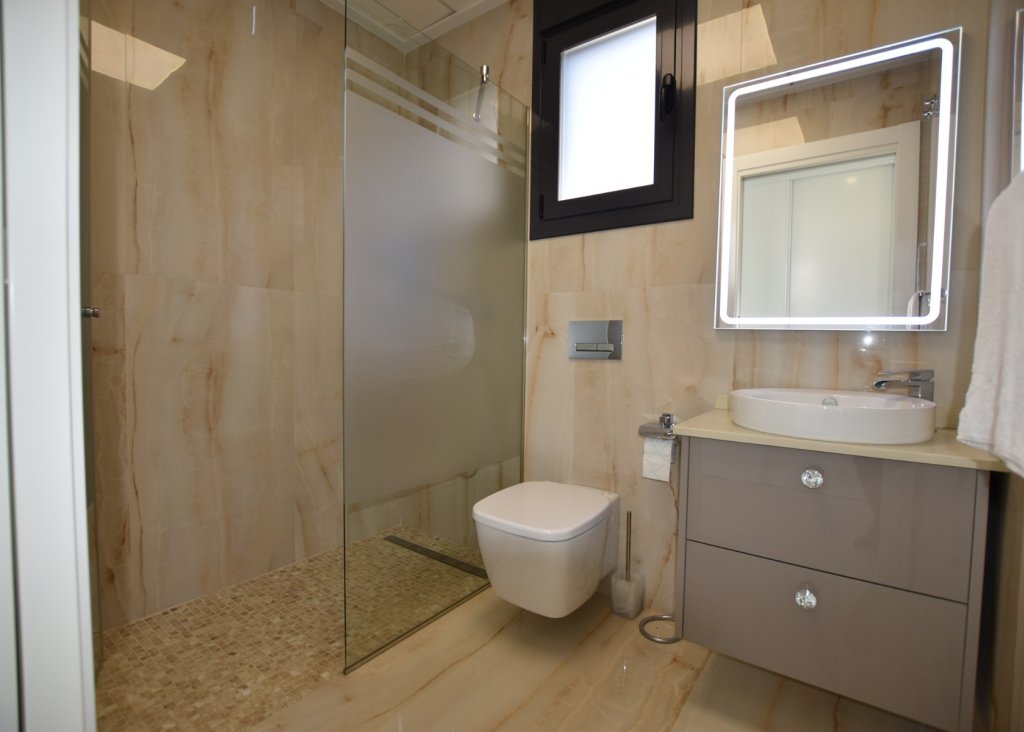 Venta - Chalet - San Miguel de Salinas