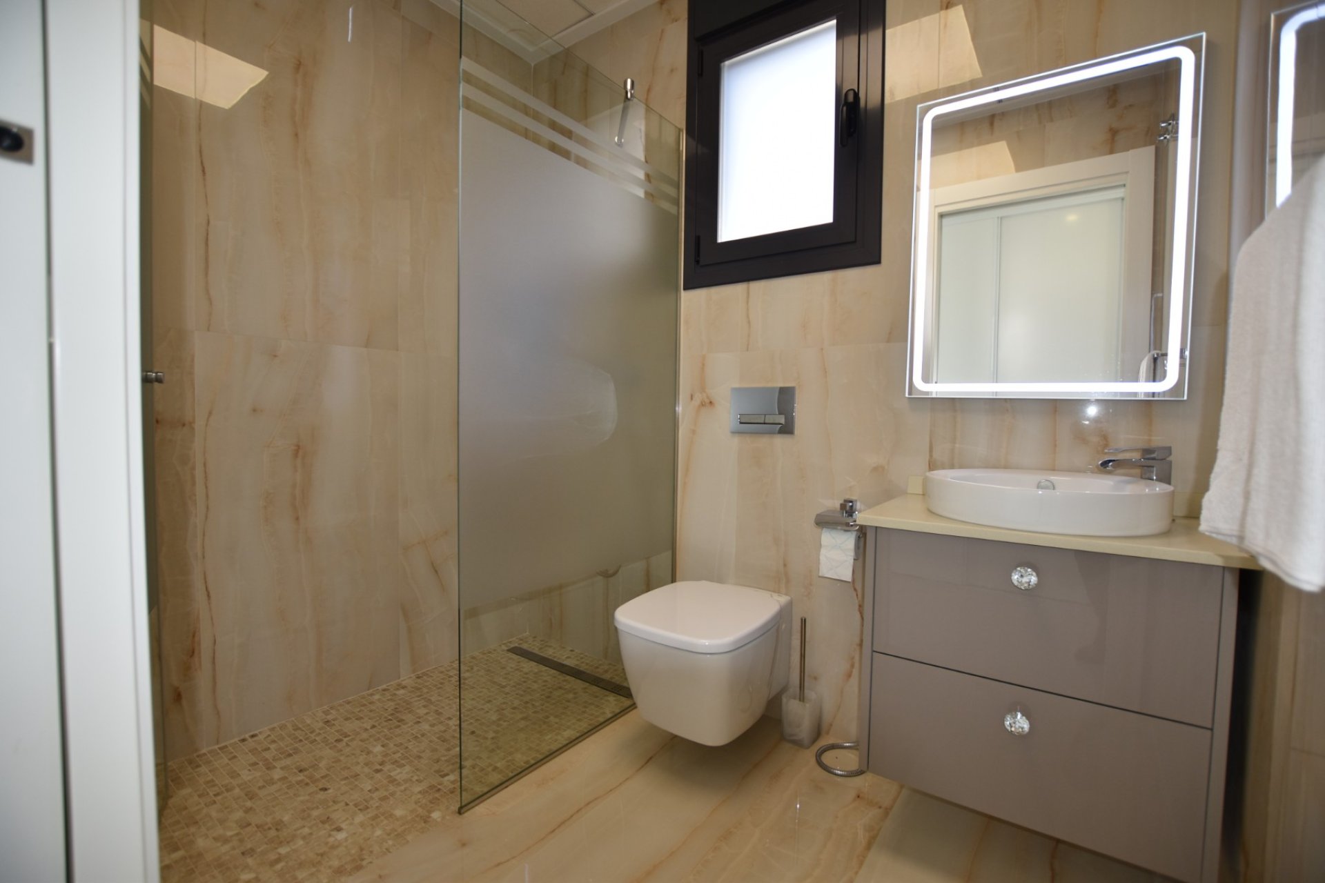 Venta - Chalet - San Miguel de Salinas