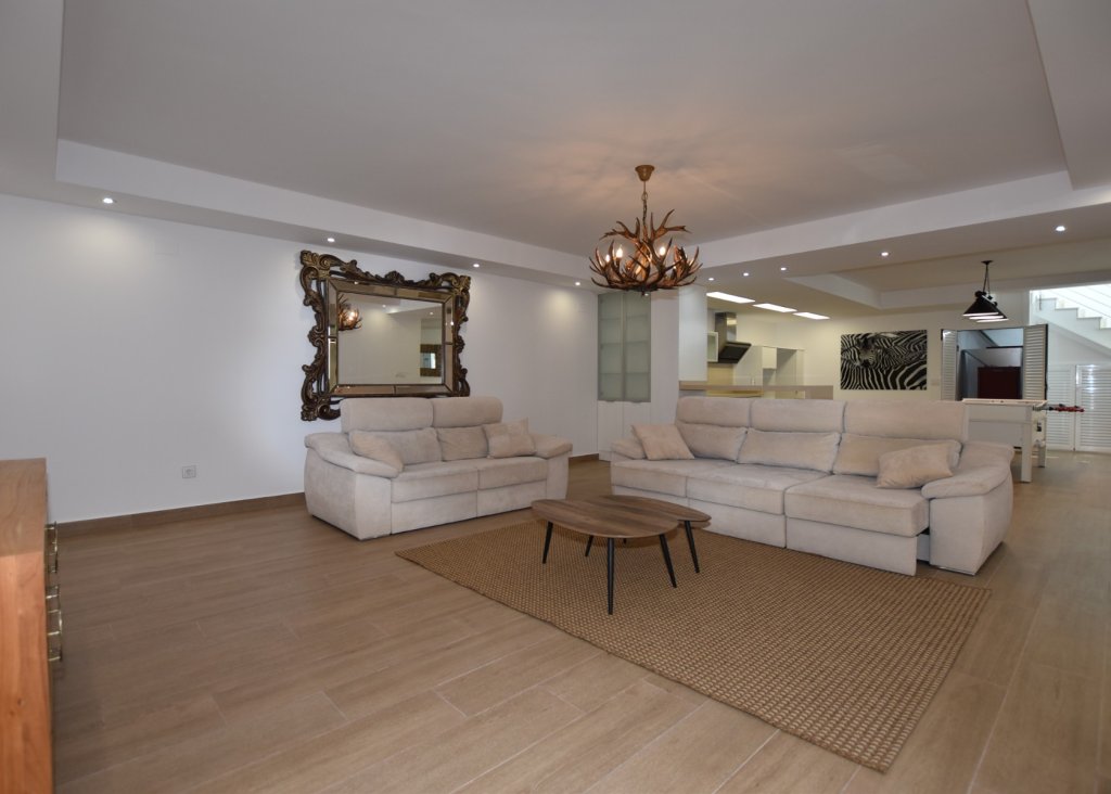 Venta - Chalet - San Miguel de Salinas