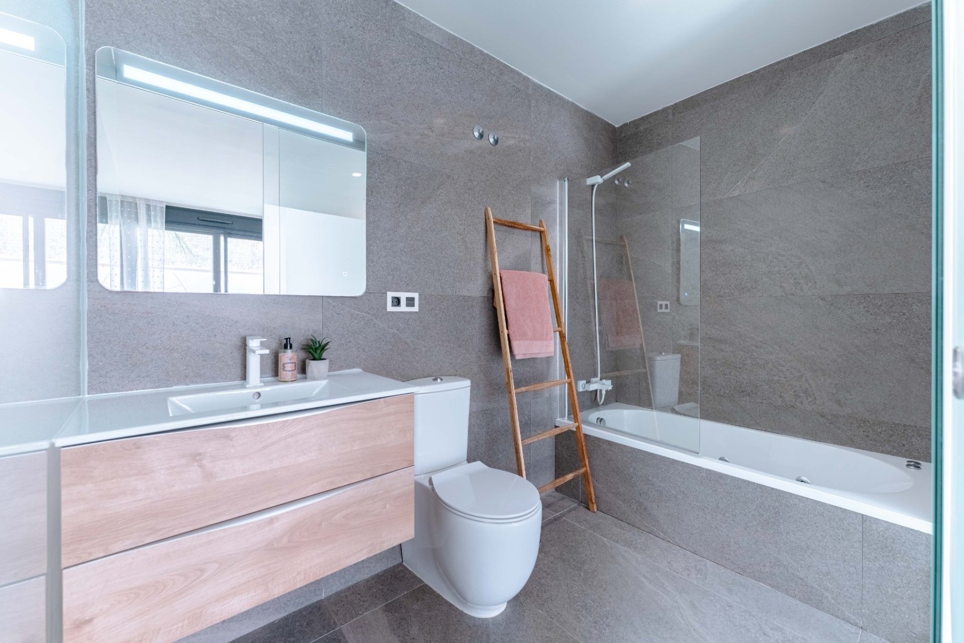 Venta - Chalet - San Miguel de Salinas