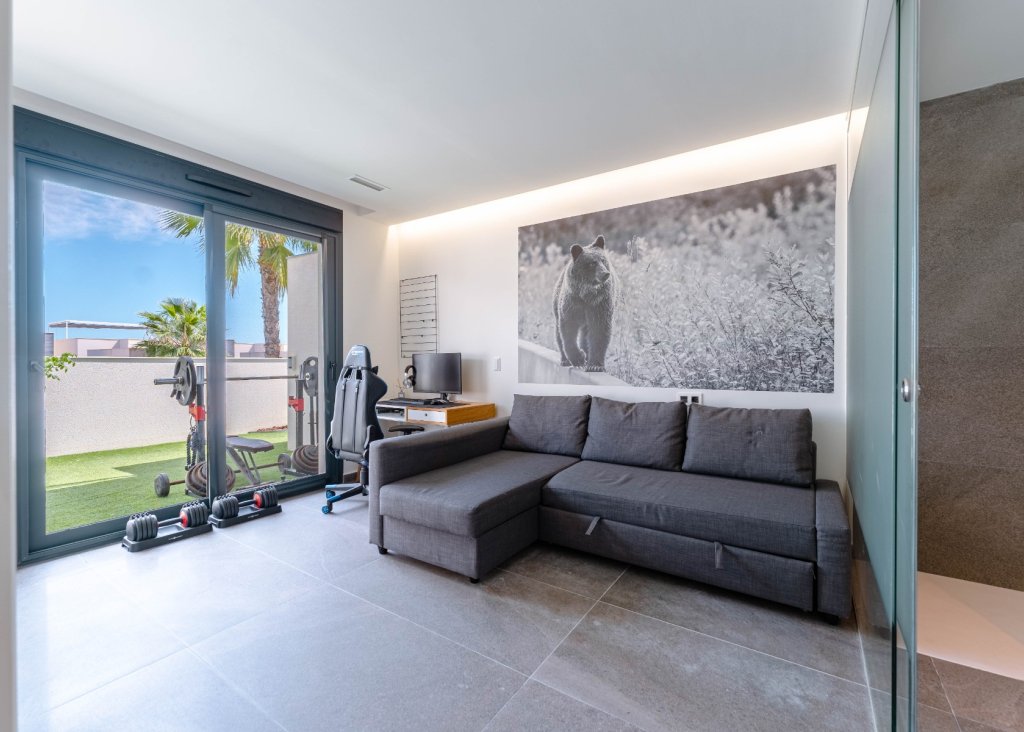 Venta - Chalet - San Miguel de Salinas