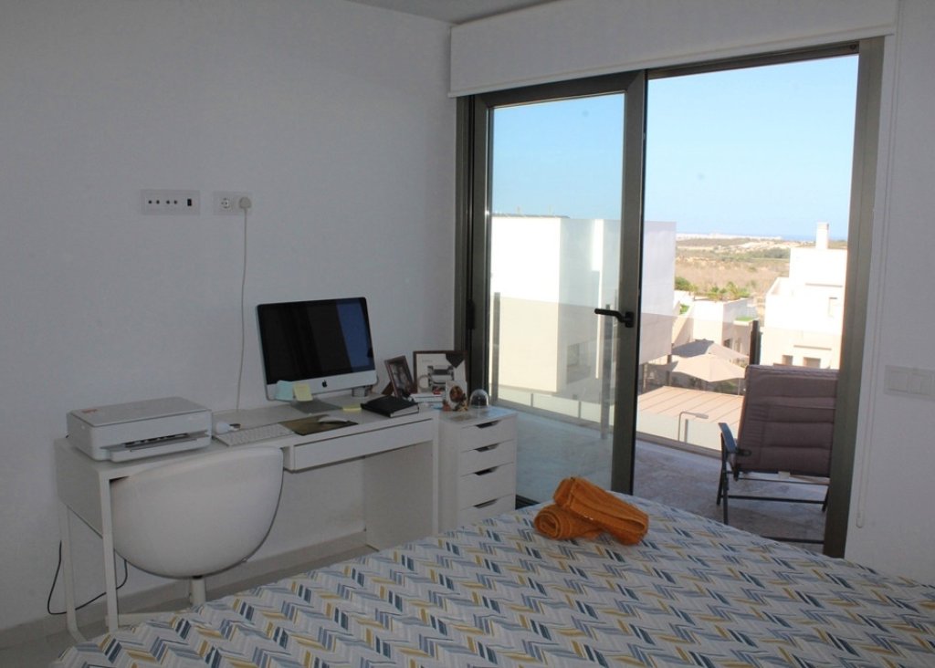 Venta - Chalet - San Miguel de Salinas