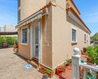 Venta - Chalet - Torrevieja - La Mata