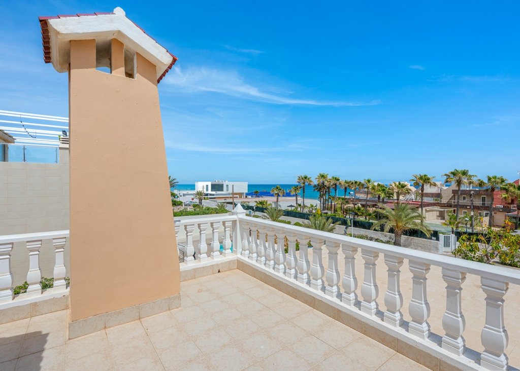 Venta - Chalet - Torrevieja - La Mata