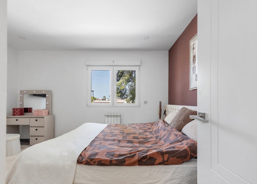Venta - Chalet - Torrevieja - Los Balcones