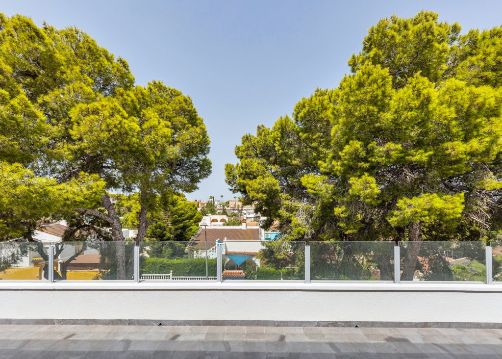 Venta - Chalet - Torrevieja - Los Balcones