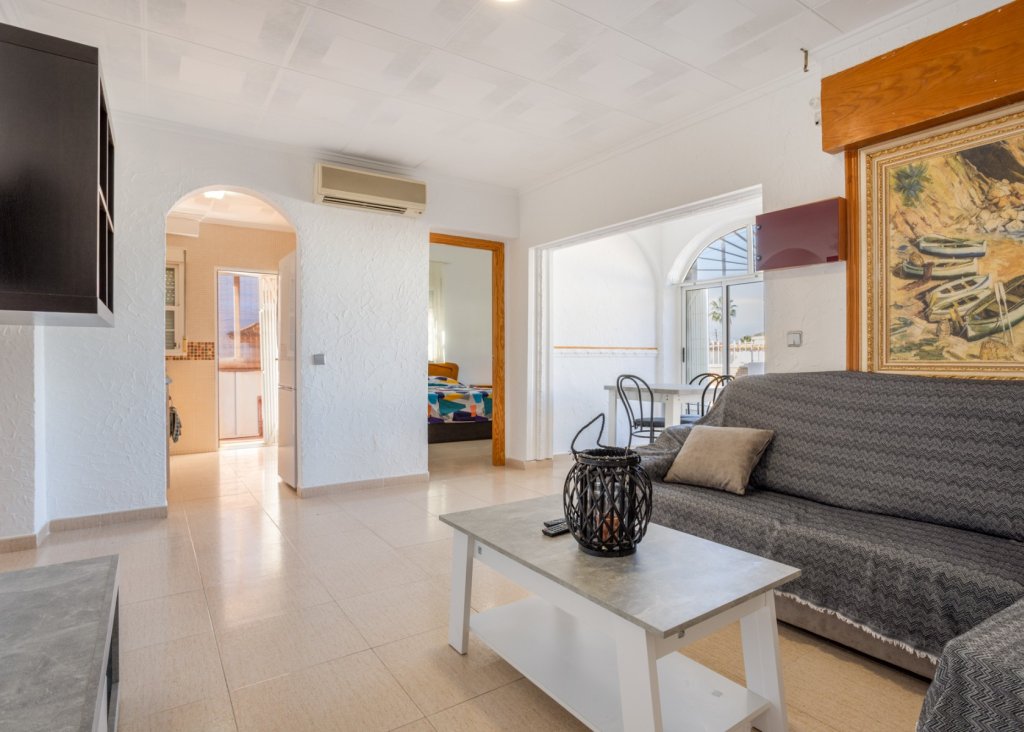 Venta - Chalet - Torrevieja - Urbanización San Luis