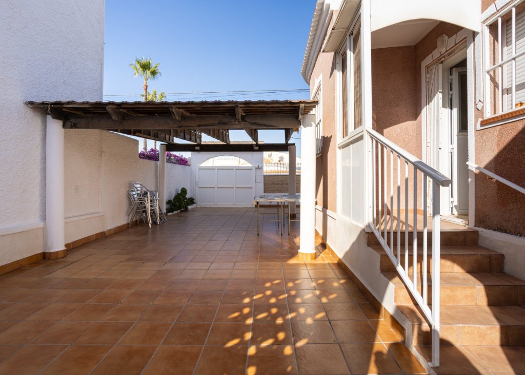 Venta - Chalet - Torrevieja - Urbanización San Luis