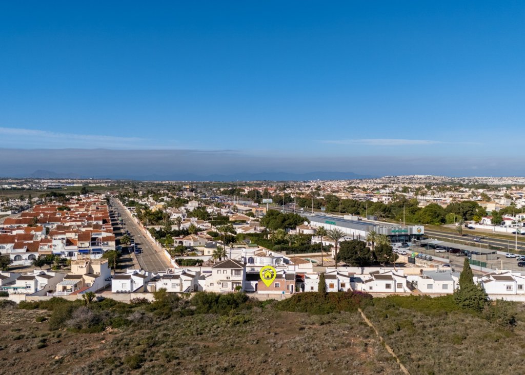 Venta - Chalet - Torrevieja - Urbanización San Luis