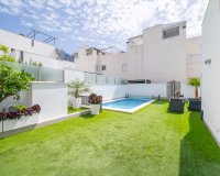 Venta - Chalet - Torrevieja