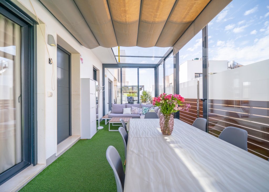 Venta - Chalet - Torrevieja