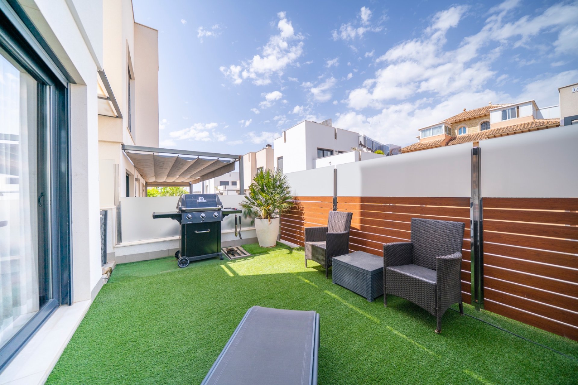 Venta - Chalet - Torrevieja