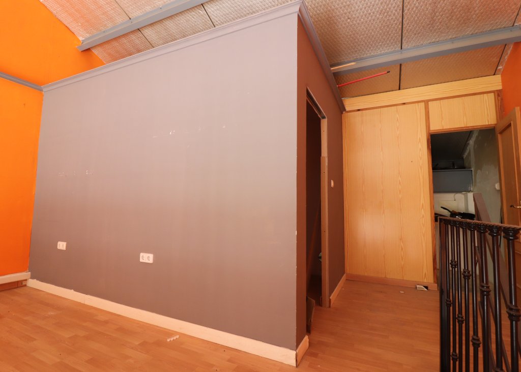 Venta - Commercial - Algorfa - La Finca Golf Resort