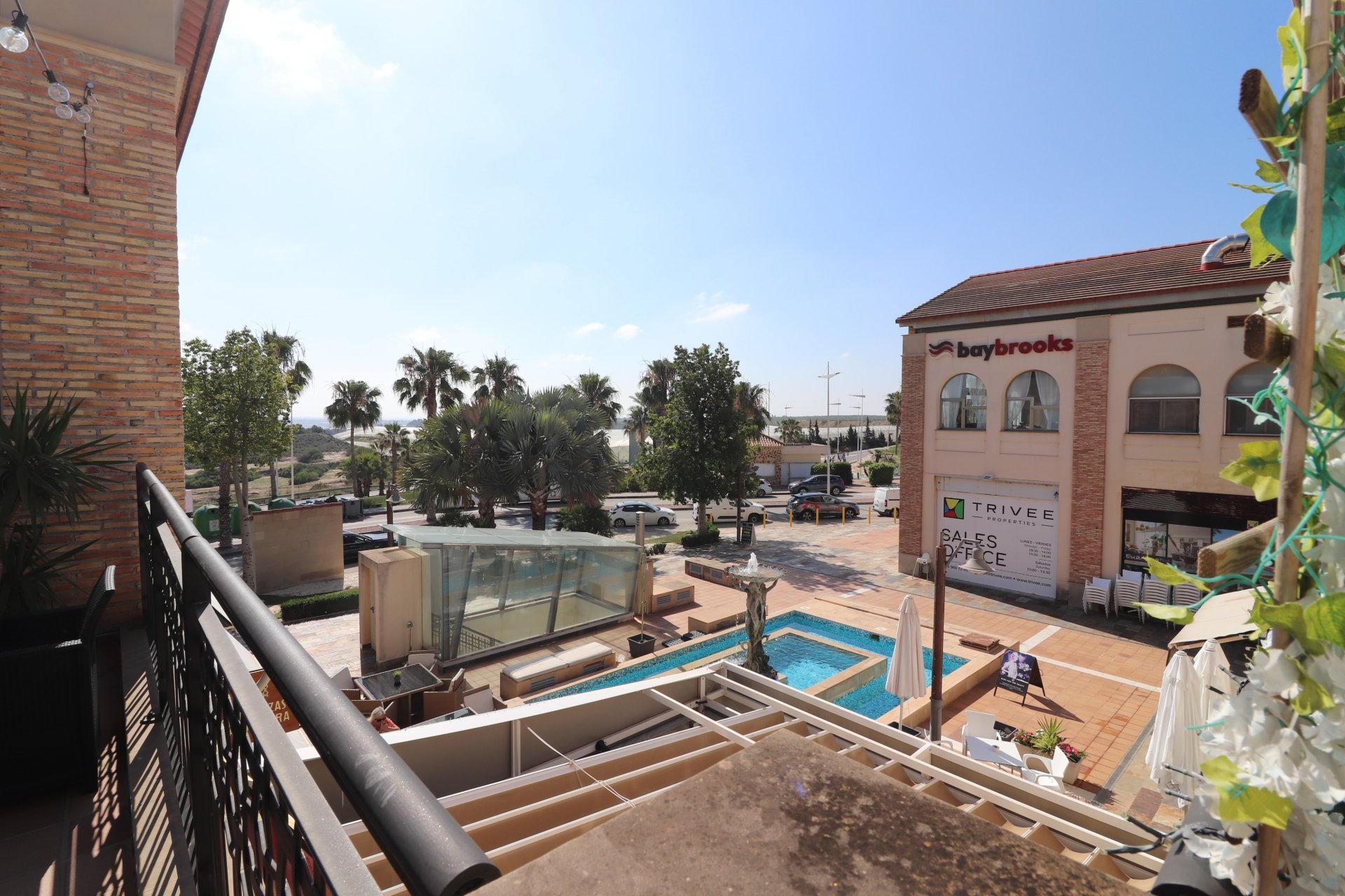 Venta - Commercial - Algorfa - La Finca Golf Resort